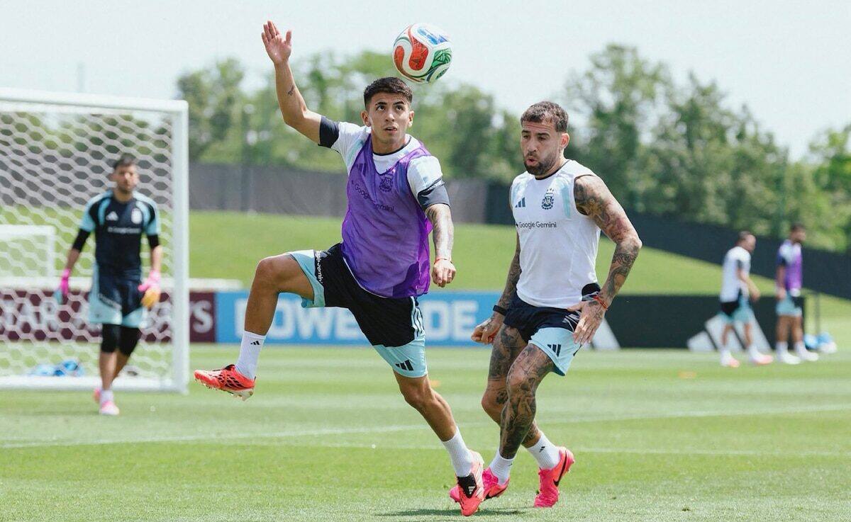 TODAS LAS FOTOS DE LA DESPEDIDA DE LA SELECCIÓN ARGENTINA DE KANSAS CITY ANTES DEL PARTIDO CON INGLATERRA