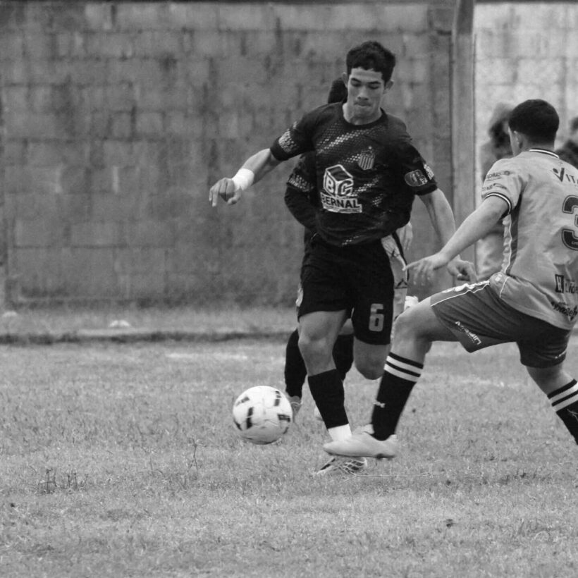 Tragedia en Chaco: Fallece joven futbolista en choque de moto y auto