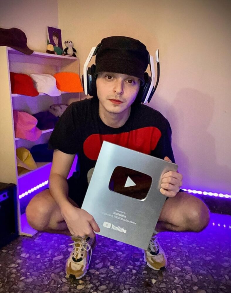 Trágico accidente en la Ruta 5: fallece el youtuber Chatterbox junto a su padre