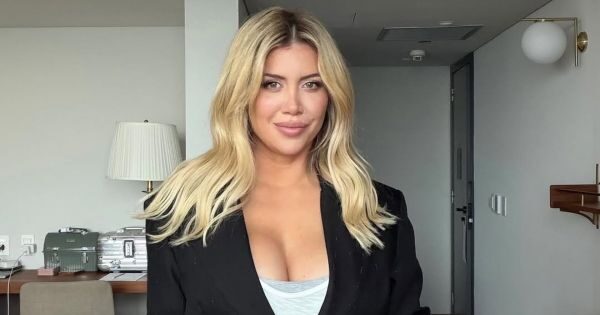 Wanda Nara e hijas en la playa