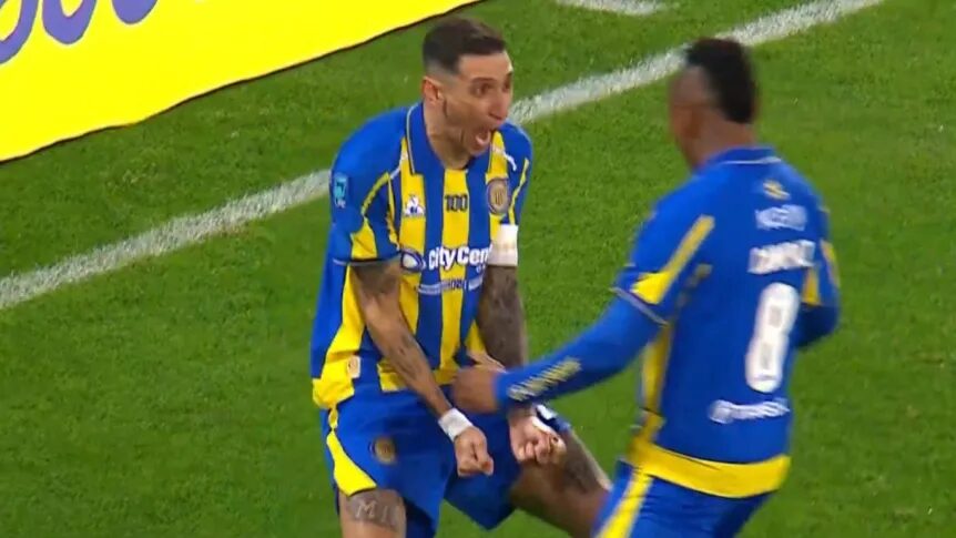 Ángel Di María durante el partido contra Talleres