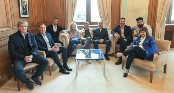 Reunión de la mesa política del Gobierno