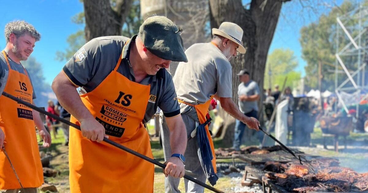Fiesta del Asado Criollo en Moquehuá