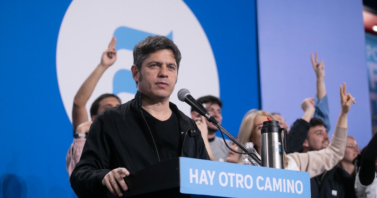 Kicillof en el plenario del Movimiento Derecho al Futuro