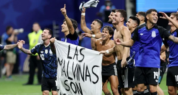 Celebración de la victoria de Argentina ante Inglaterra en el Mundial 2026