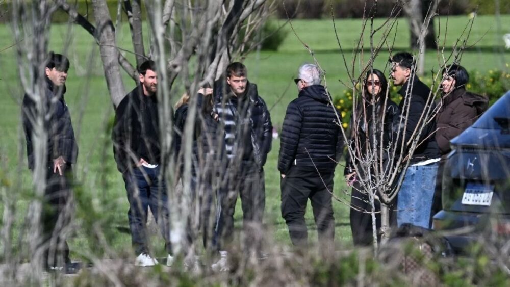 Lionel Messi despide a su padre Jorge en una emotiva ceremonia en Rosario