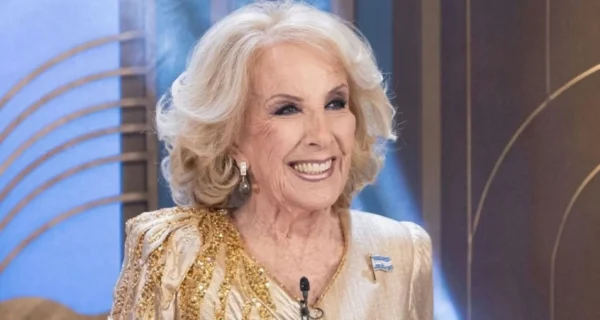 Mirtha Legrand con su familia
